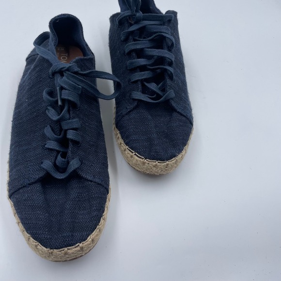 TOMS Women's Carolina Navy Canvas Lace-Up Espadrille Platform Sneakers - W 8.5 - Picture 2 of 9